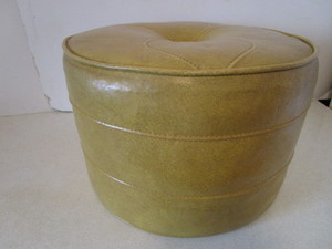 lot 96 image: Vintage Hassock