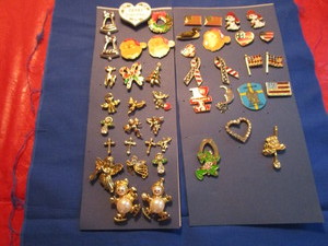 lot 118 image: Lapel Pins