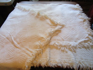 lot 208 image: Cotton Lap Robes