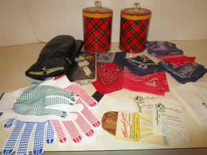lot 223 image: Mens Hankies, Mitts, Canisters
