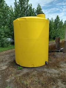 3,000 Gallon Fiberglass Water Tank
