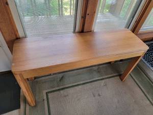 lot 111 image: Contemporary Oak Console Table