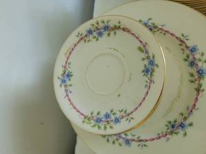 lot 26 image: Lenox Belvidere Pattern China Set