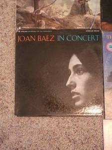 lot 67G image: Classic Vinyl LP Collection J - The Essential Joan Baez