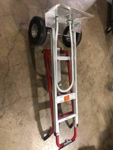 Milwaukee 1,000 lbs. Capacity 4-in-1 Hand Truck    Customer Returns See Pictures