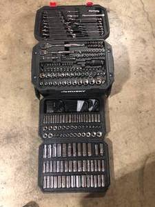 Husky Mechanics Tool Set 290-Piece  Customer Returns See Pictures