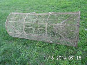 lot 5 image: Very large cylinder style fish live trap