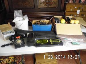 lot 233 image: Random Hardware