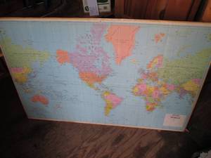 lot 319 image: Hammond classic map of the world