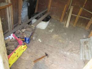 lot 338 image: Content of front shed