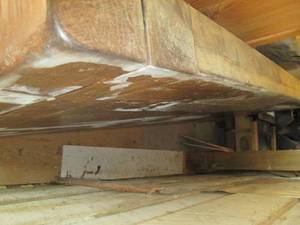 lot 114 image: Very heavy well made farmhouse table