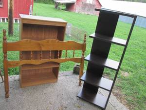 lot 174 image: Laminate woodgrain bookcase,