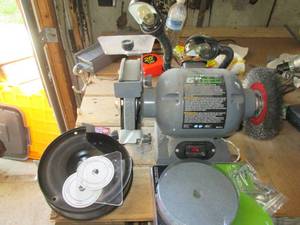 lot 188 image: Genesis 6 Bench grinder,
