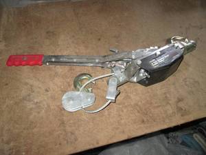 lot 65 image: come-a-long winch