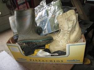 lot 70 image: Box of Assorted rubber boots