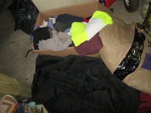 lot 81 image: Box of mens clothing, plus