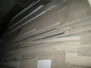 lot 385 image: Lot of siding