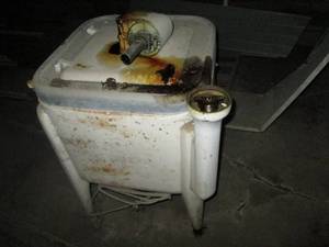 lot 386 image: Vintage washing machine