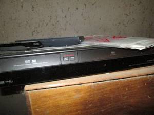 lot 402 image: DVD  CD Player