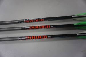 lot 30 image: 3 - Easton Carbo Power 20 Cross Bow Bolts