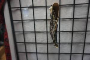 lot 150 image: Camo Elastic Stretch Archers Arm Guard