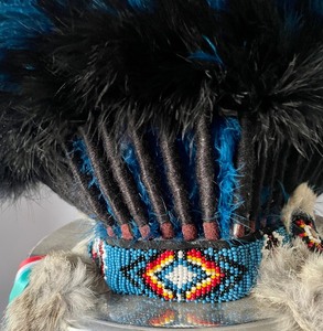lot 135 image: Authentic Native American Made Headdress by American Heritage Indian Arts