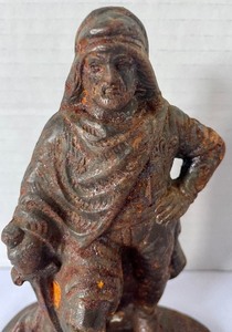 lot 153 image: Vintage Cast Iron Shamara Warrior Fighter Figurine