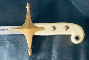 lot 172 image: United States Marine Sword