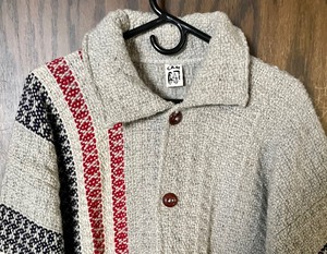 lot 261 image: Button Up Sweater  Coat  Jacket by Cam