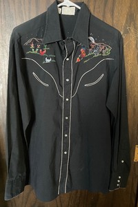 lot 264 image: Trio of Shirts by Kennington, Wrangler and Ely Cattleman