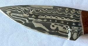 lot 218 image: Damascus Blade Hunting Knife