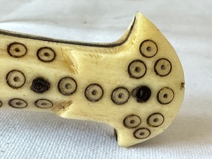 lot 217 image: Ornate Handled Fixed Blade Knife