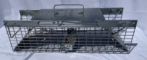 lot 327 image: Havaheart Live Trap
