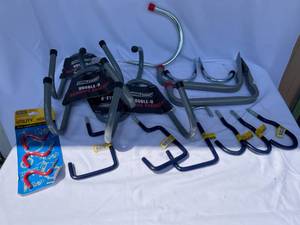 lot 334 image: Assorted Garage Hooks