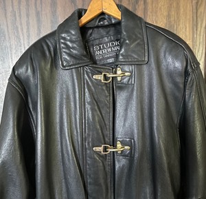 lot 273 image: Studio Andrew Marc for Tannery West Coat  Jacket