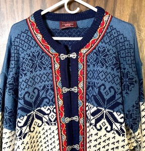 lot 286 image: Norwegian Sweater by Telemark Style