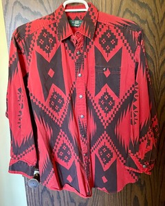 lot 288 image: Trio of Button Up Shirts by Orvis, Roper and Woolrich