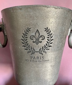 lot 401 image: Paris No. 8 Rue du Vieux Ice Bucket
