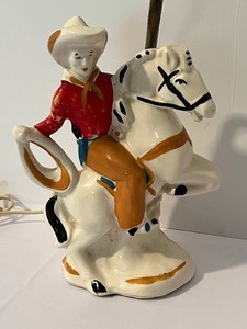 lot 241 image: Vintage Cowboy Rodeo Childrens Lamp
