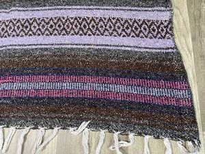 lot 395 image: Brightly Colored Throw Rug