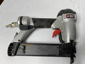 lot 397 image: Pneumatic Finishing Guns by Porter Cable and Torque Horse