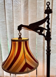 lot 460 image: Vintage Bridge Floor Lamp with Griffon Figurine