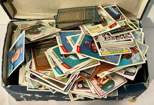 lot 462 image: Bursting Box of Vintage Sports Trading Cards