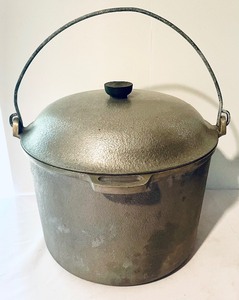 lot 463 image: Pots, Pans and Coffee Pot by Guardian Service and Club