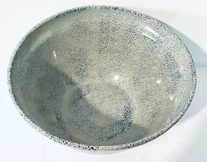 lot 470 image: Western Stoneware Bowl
