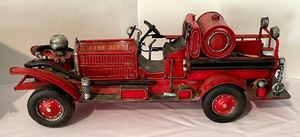 lot 474 image: Vintage Reproduction Trucks