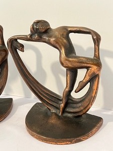 lot 10B image: Pair of Vintage Bronze Art Deco Flapper Dancing Bookends