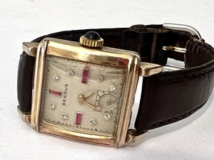 lot 470A image: Vintage Mens Benrus Wristwatch