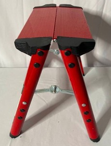 lot 498 image: Safety First Folding Step Stool