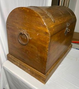 lot 513 image: Vintage Wooden Chest With Metal Accents